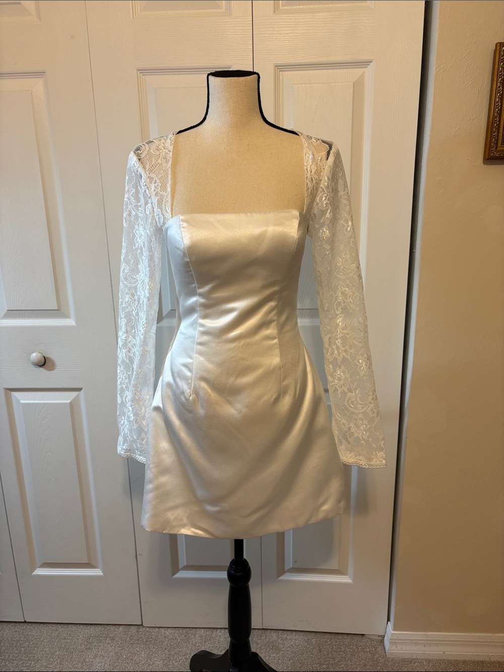 NWT White Satin Mini Dress with Lace Long Sleeves & Corset Back | Size 0.